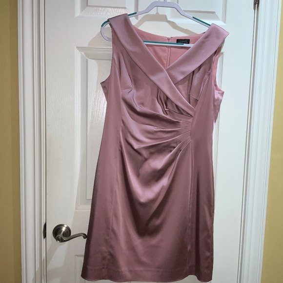 Tahari Arthur S. Levine pink satin Portrait Collar Sheath dress Sz 14 sleeveless - Picture 1 of 9